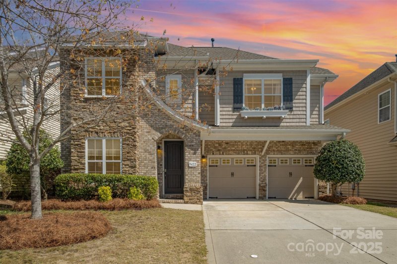 Property image 2 at 9422 Ridgeforest Drive, Charlotte, NC 28277