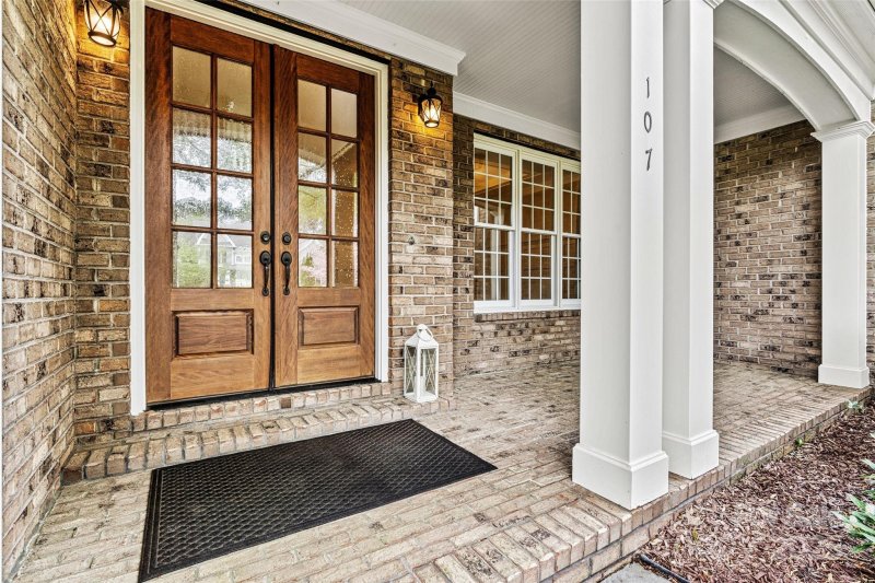 Property image 5 at 107 Bare Foot Lane, Mooresville, NC 28117