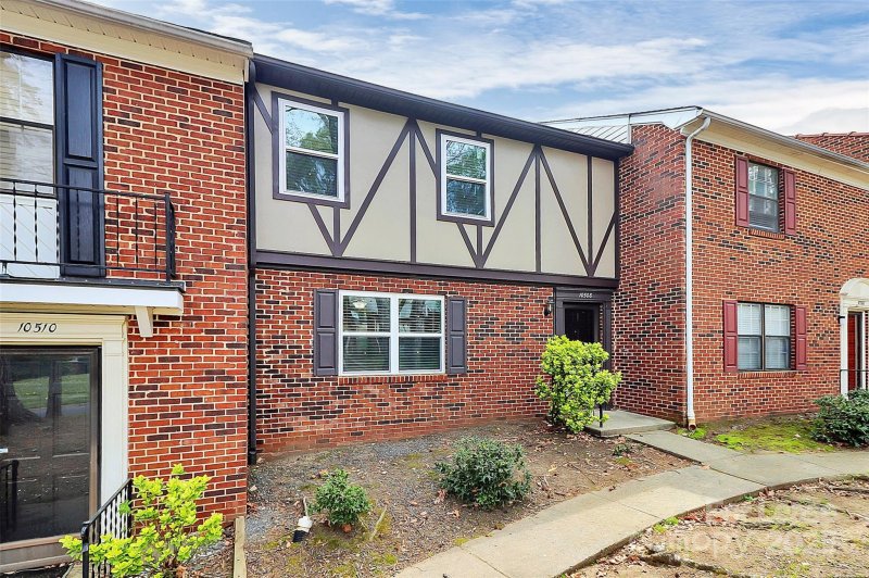 Property image 2 at 10508 Osprey Drive, Charlotte, NC 28226