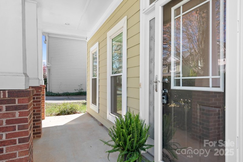 Property image 2 at 19221 Coachmans Trace, Cornelius, NC 28031