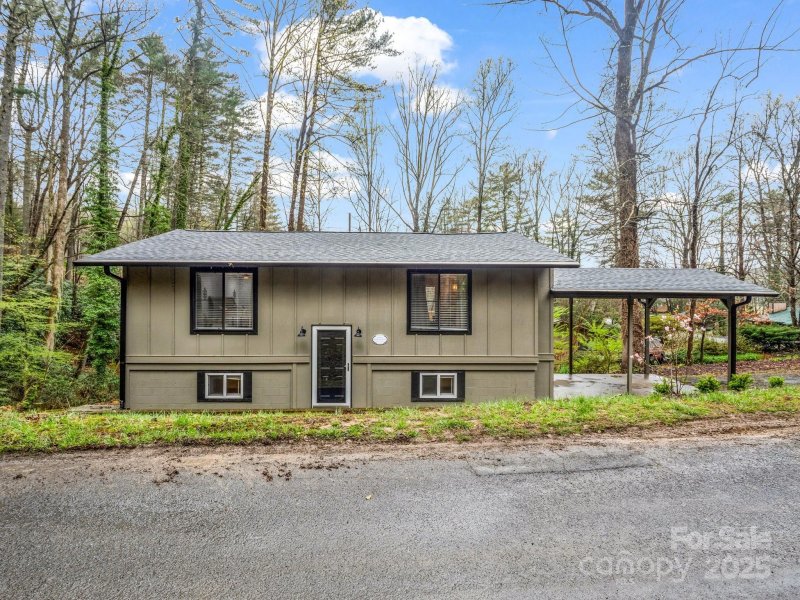 Property image 5 of 206 Knob Creek Road in Knob Creek, Pisgah Forest, NC 28768