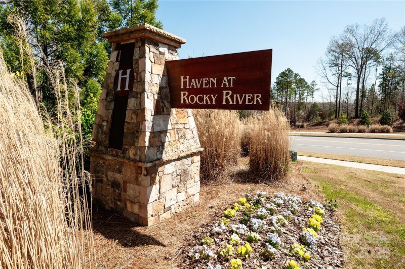 Property image 2 at 1090 River Haven Avenue, Concord, NC 28025