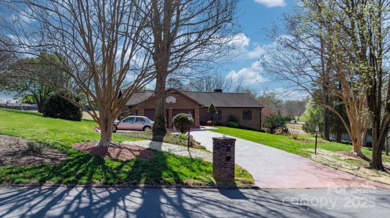 Property image 2 of 3730 Club House Drive in Rock Barn, Conover, NC 28613