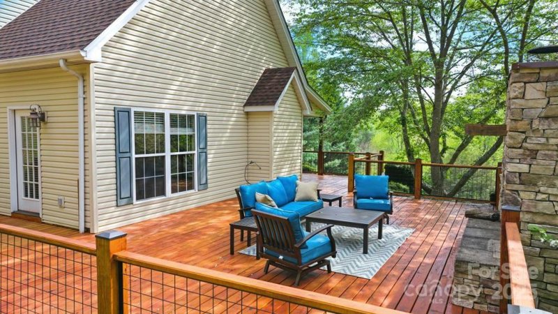 Property image 3 of 161 Rockfield Way in Beechwood, Sylva, NC 28779