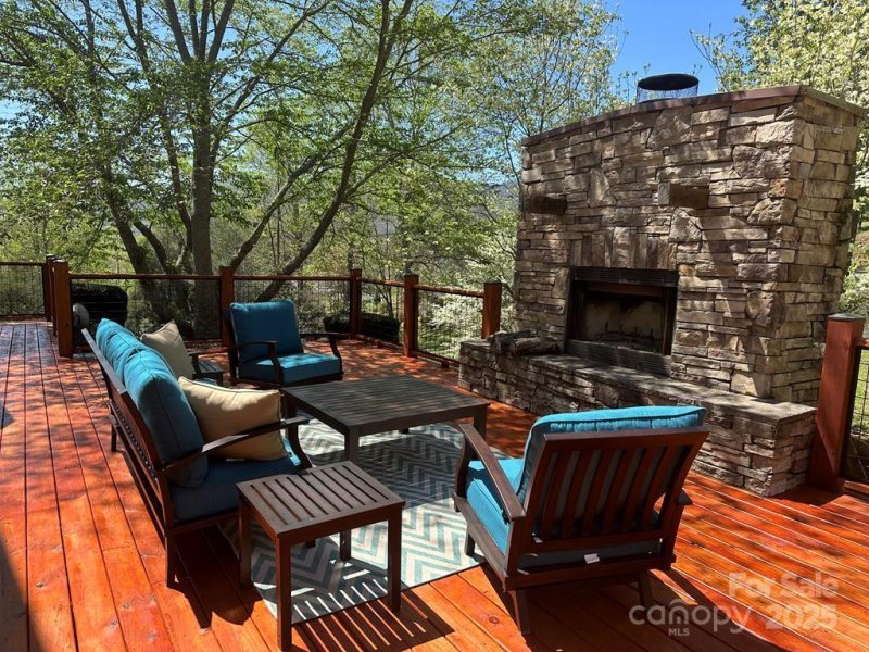 Property image 5 of 161 Rockfield Way in Beechwood, Sylva, NC 28779