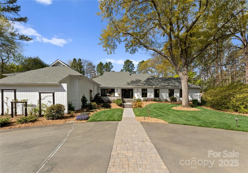 Property image 2 at 2015 Pellyn Wood Drive, Charlotte, NC 28226