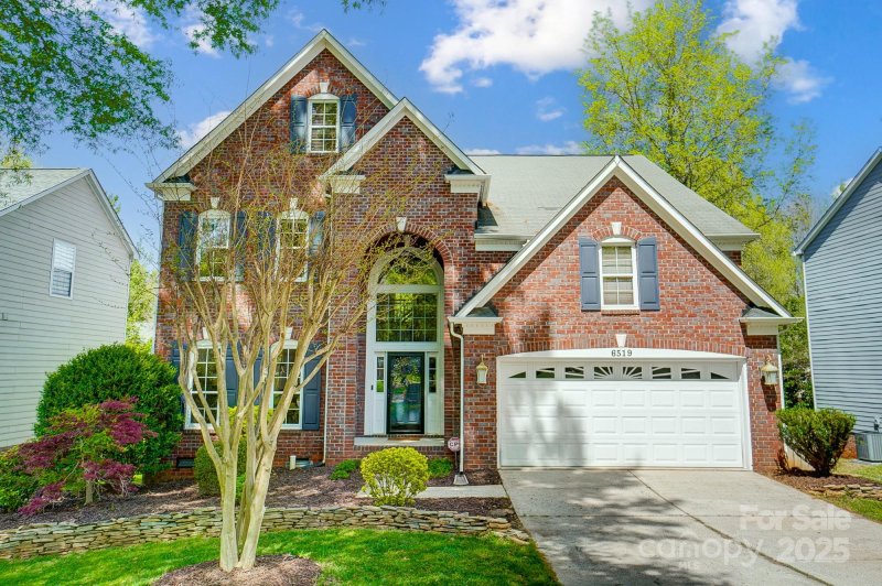 6519 Summertree Lane