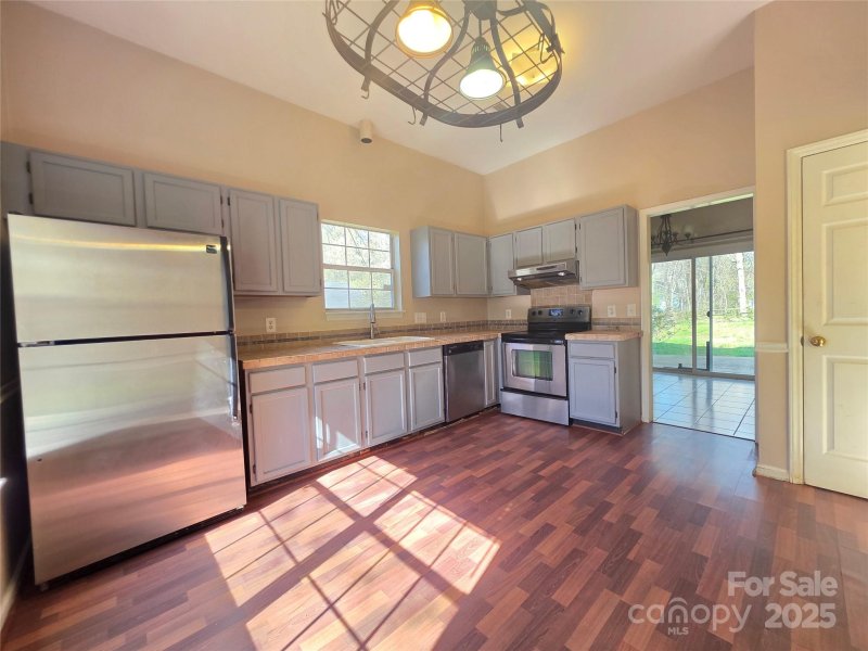 Property image 4 at 5416 River Falls Drive, Charlotte, NC 28215