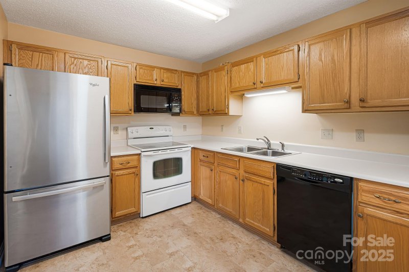 Property image 5 of 4603 Breakers Lane in Biltmore Commons, Asheville, NC 28806