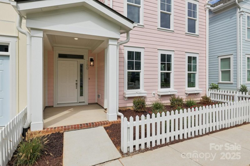 Property image 4 of 280 Gilead Road in Walk23, Huntersville, NC 28078