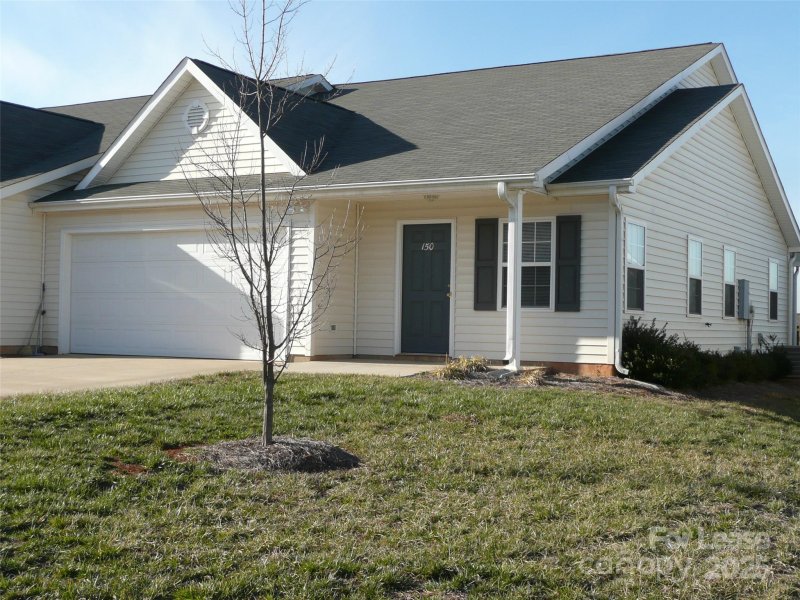 Property image 2 at 150 Springwood Lane, Mooresville, NC 28117
