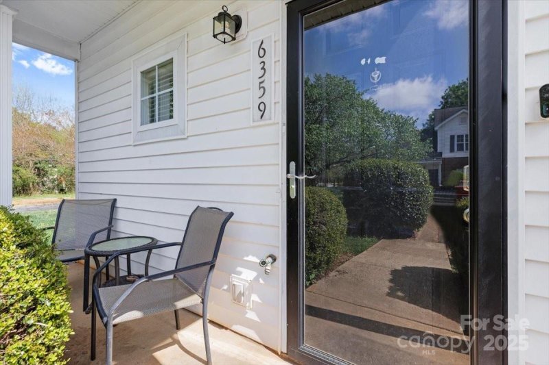 Property image 4 of 6359 Mallard View Lane in Mallard Square, Charlotte, NC 28269