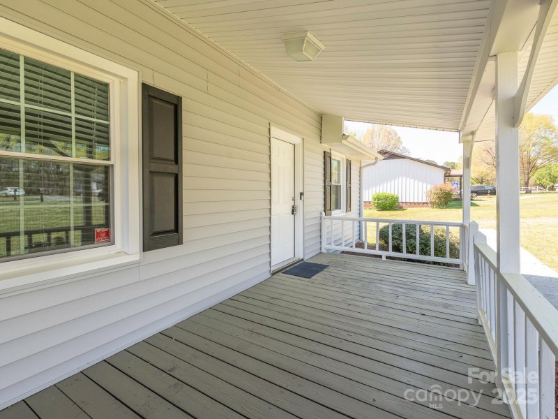 Property image 5 at 524 Catawba Circle, Matthews, NC 28104