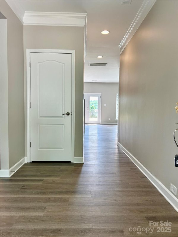 Property image 4 of 6008 Grassy Knoll Circle in Fairhaven, Matthews, NC 28104