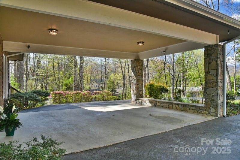 Property image 4 at 306 View Street, Black Mountain, NC 28711