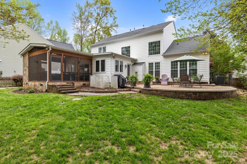 Property image 3 at 7710 Epping Forest Drive, Huntersville, NC 28078