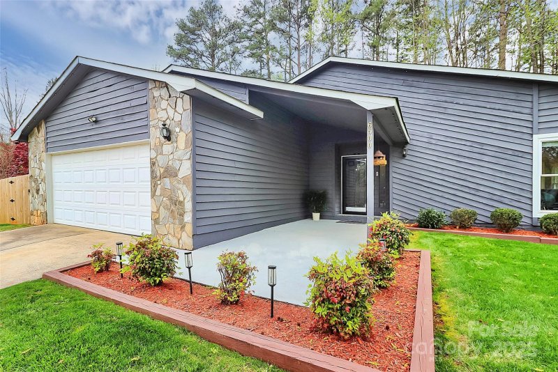 Property image 2 at 6500 Wealdstone Court, Mint Hill, NC 28227