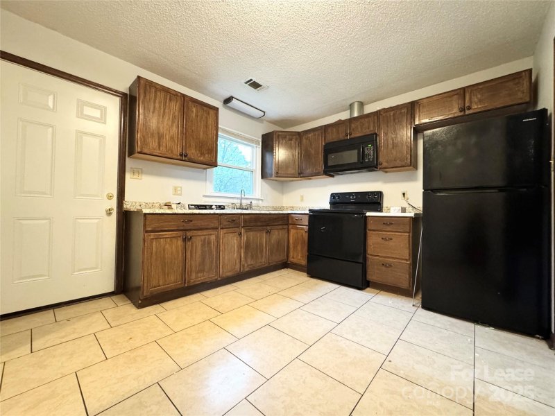 Property image 4 at 6738 Old Meadow Road, Charlotte, NC 28227