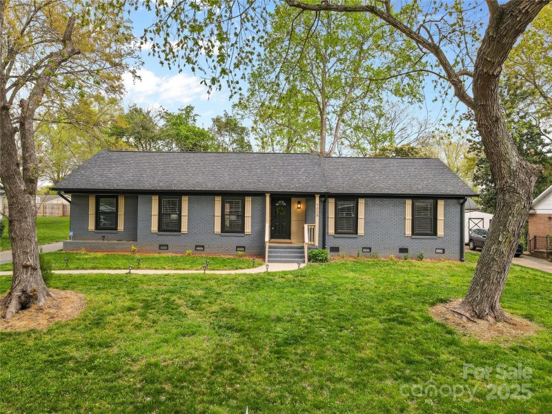 Property image 2 at 7009 Wrentree Drive, Charlotte, NC 28210