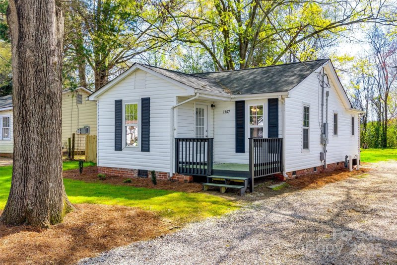 1157 Cedar Grove Lane