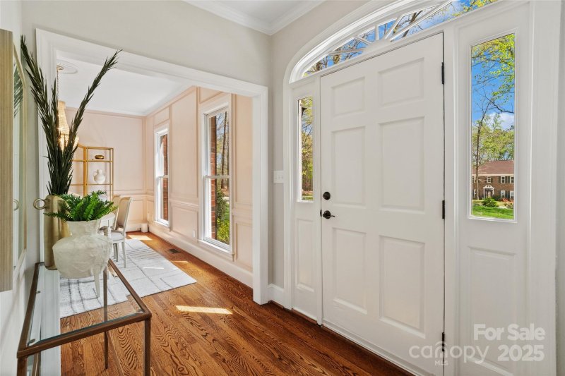 Property image 2 at 6010 Oak Ridge Court, Matthews, NC 28104