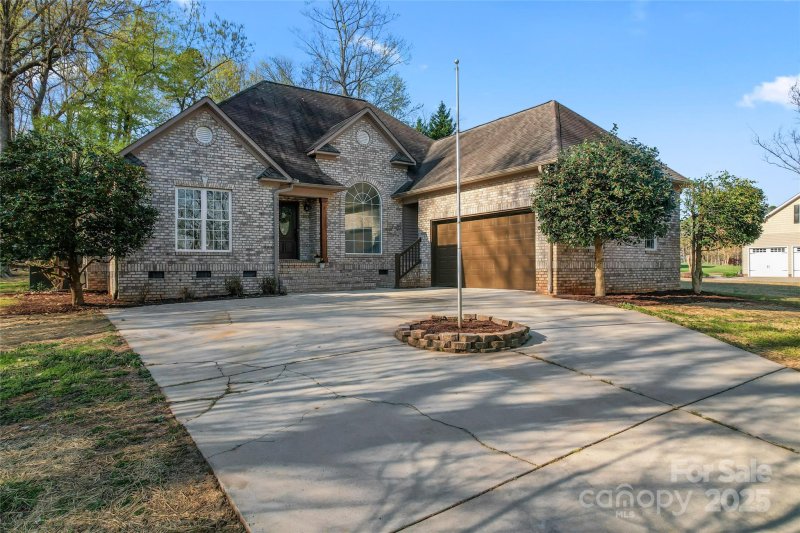 Property image 2 at 103 Devonshire Lane, Salisbury, NC 28146