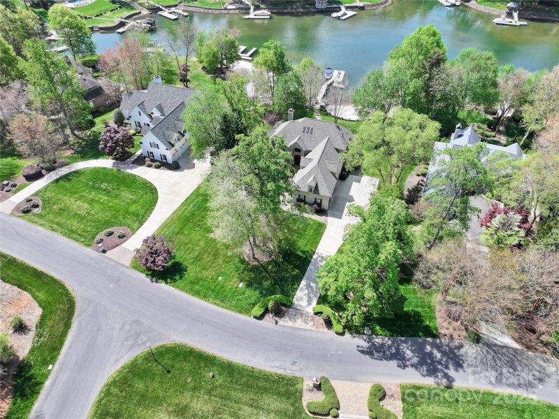 19040 Mary Ardrey Circle