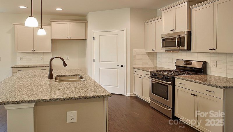 Property image 3 at 26 Forestdale Road, Hendersonville, NC 28792