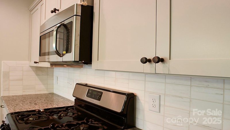 Property image 5 at 26 Forestdale Road, Hendersonville, NC 28792