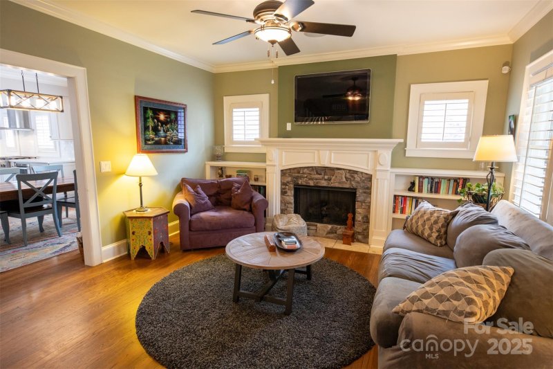 Property image 5 at 139 S Laurel Avenue, Charlotte, NC 28207