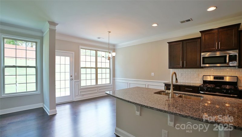 Property image 4 of 469 Fox Cove Road in Cantrell Hills, Hendersonville, NC 28792