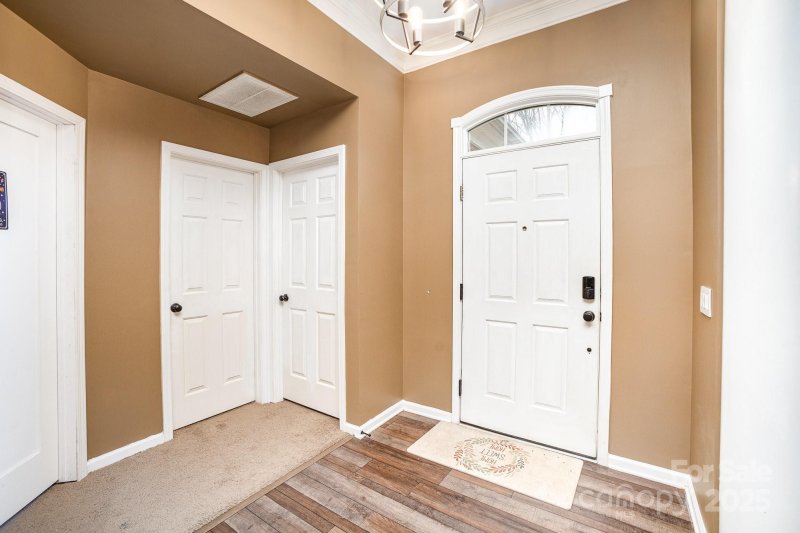 Property image 4 of 147 Gabriel Drive in Gabriel Estates, Mooresville, NC 28115