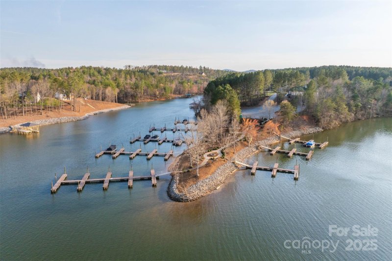 Property image 3 at 1672 W Paradise Harbor Drive, Connelly Springs, NC 28612