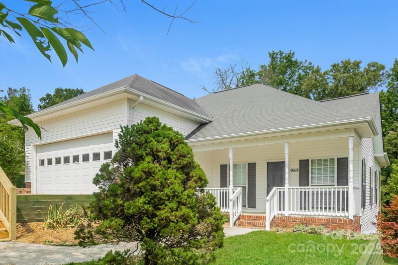 Property image 2 at 969 Braxton Drive, Concord, NC 28025