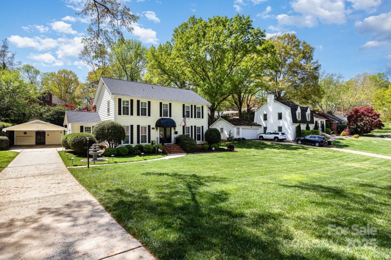 Property image 2 at 3916 Riverbend Road, Charlotte, NC 28210