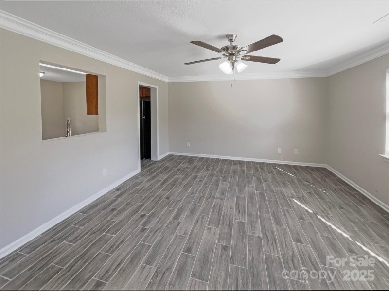 Property image 3 at 808 Raindrops Road, Gastonia, NC 28054