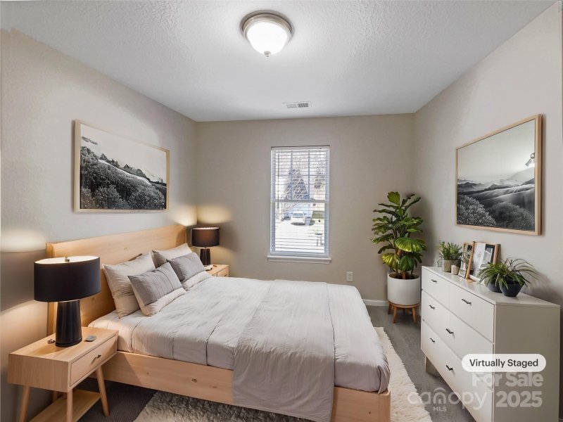 Property image 4 at 808 Raindrops Road, Gastonia, NC 28054