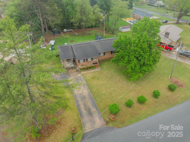 Property image 2 at 417 Donna Avenue, Gastonia, NC 28052