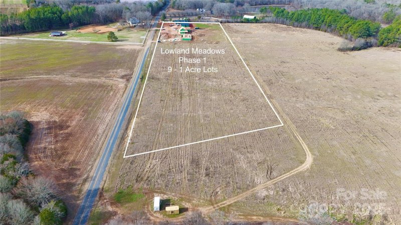 Property image 2 of 2334 Bridgewater Road in Lowland Meadows, Rock Hill, SC 29730