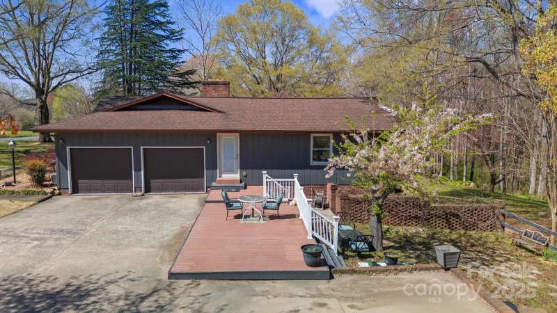 Property image 4 of 118 Lakewood Drive in Woodbridge, Kings Mountain, NC 28086