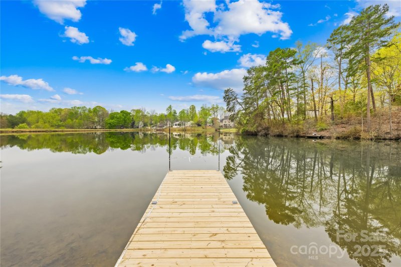 Property image 4 at 158 Regency Road, Mooresville, NC 28117