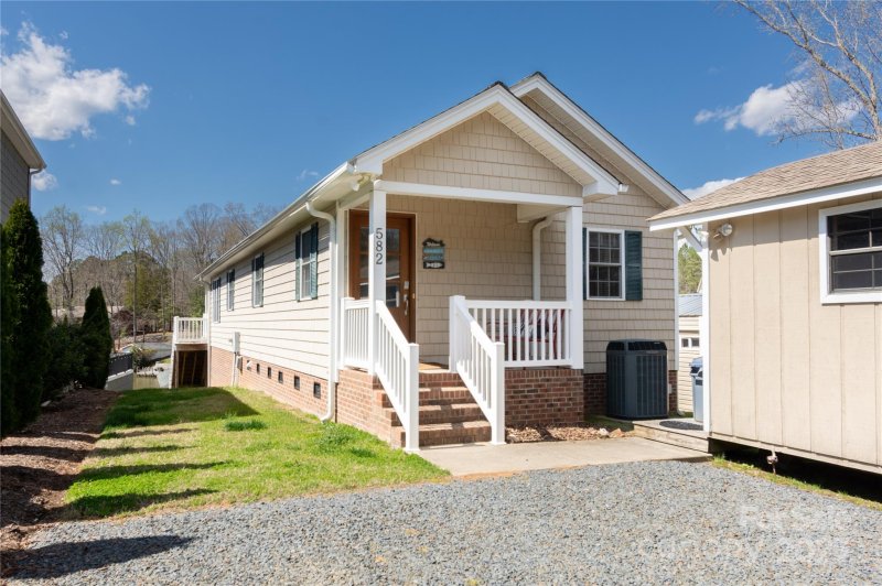 Property image 4 at 582 Springwood Drive, Mount Gilead, NC 27306