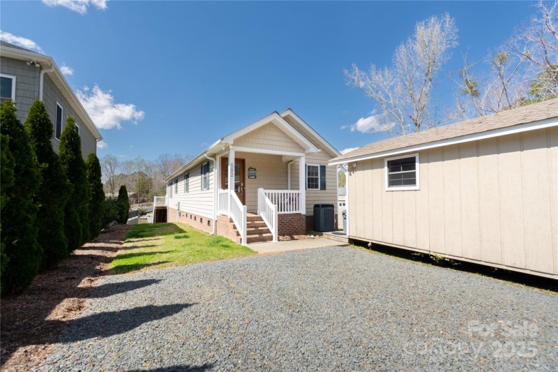 Property image 5 at 582 Springwood Drive, Mount Gilead, NC 27306