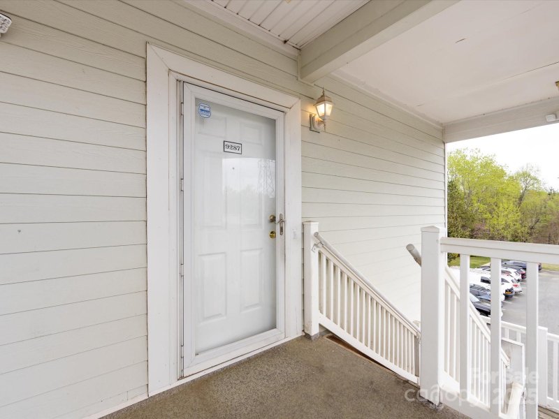 Property image 3 at 9287 Meadow Vista Road, Charlotte, NC 28213