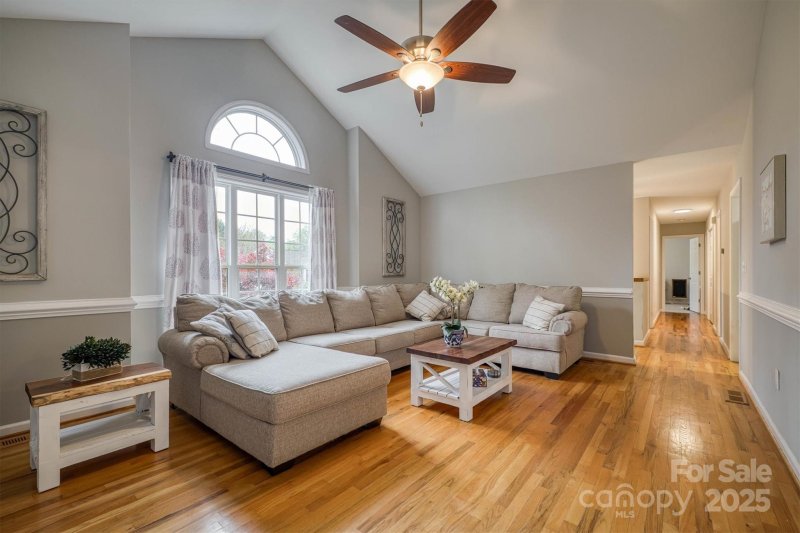 Property image 2 at 3704 25th Street Place, Hickory, NC 28601