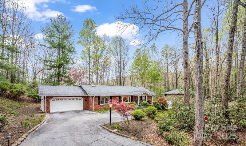 Property image 2 at 49 Grey Fox Trail, Hendersonville, NC 28739