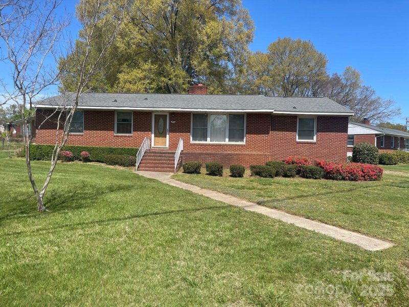 Property image 4 at 701 Dakota Street, Kannapolis, NC 28083