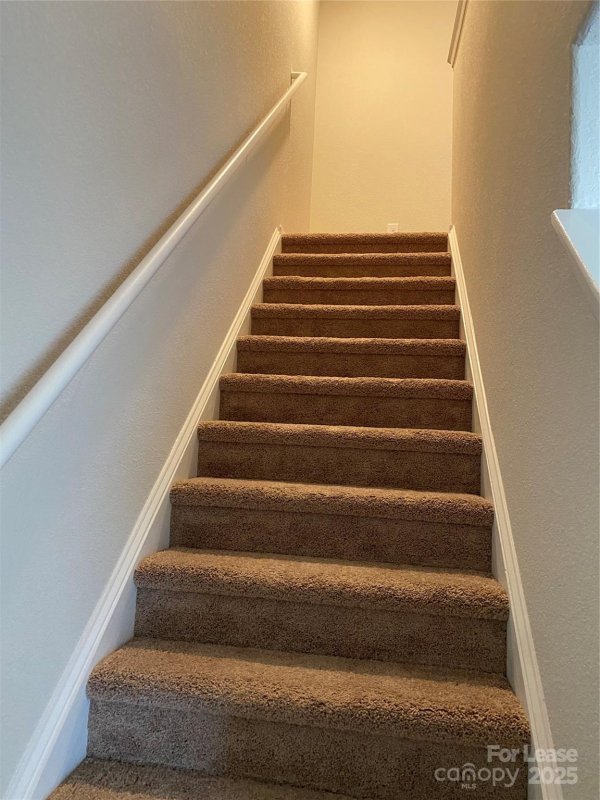 Property image 4 at 5128 Wolfridge Avenue, Charlotte, NC 28216