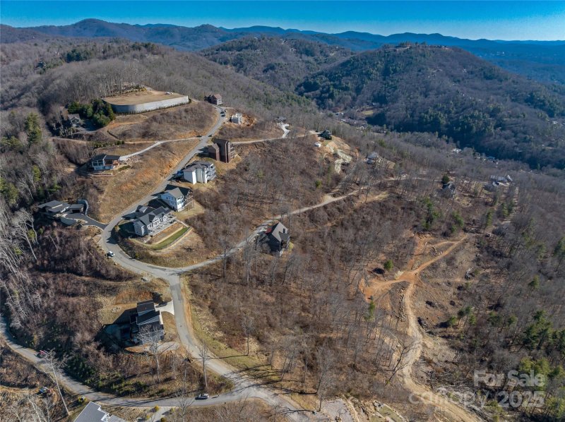 Property image 2 of 5 Soaring Hawk View in Serenity, Asheville, NC 28804