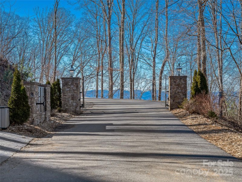 Property image 5 of 5 Soaring Hawk View in Serenity, Asheville, NC 28804